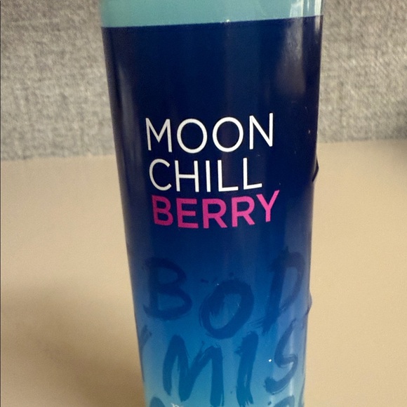 Avon mark. Moon Chill Berry Body Mist Big 6.7 Fl Oz Bottle - Picture 11 of 16